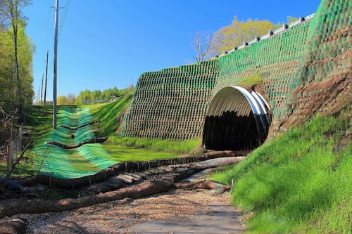 استفاده از ژئوسل در تثبیت خاک تونل‌ها