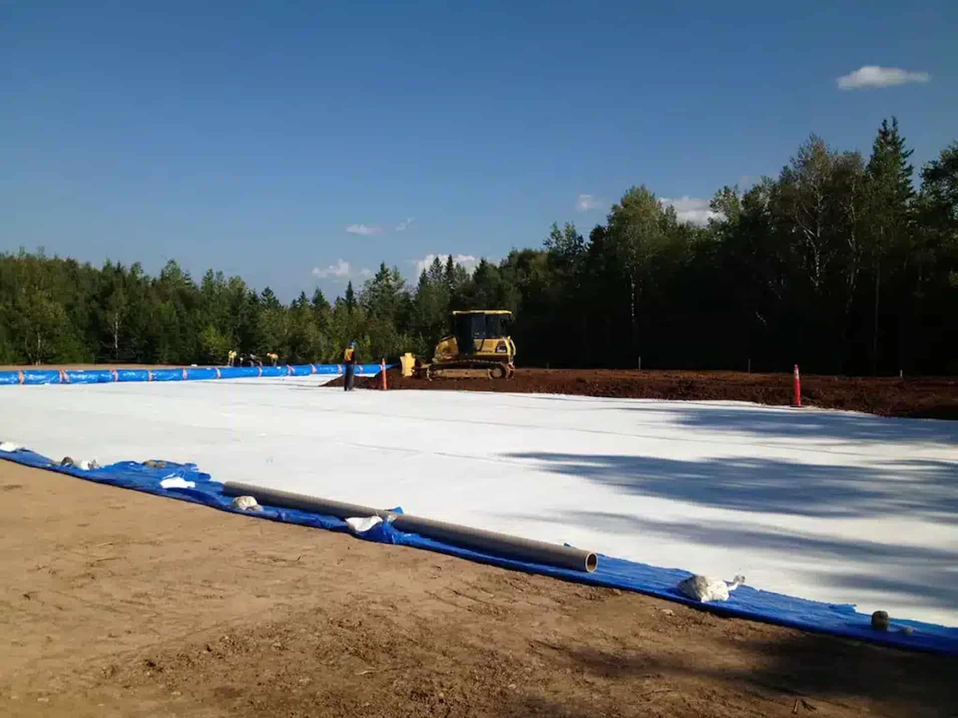 تفاوت بین ژئوتکستایل و مواد ژئوسنتتیک