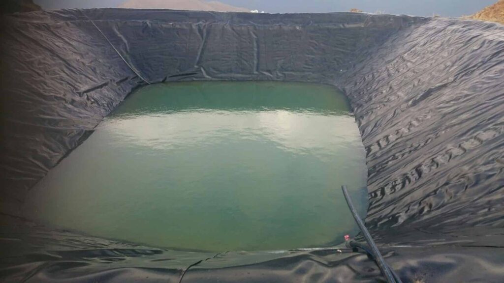 عایق کاری استخر و حوضچه در کاشمر با ژئوممبران مقاوم